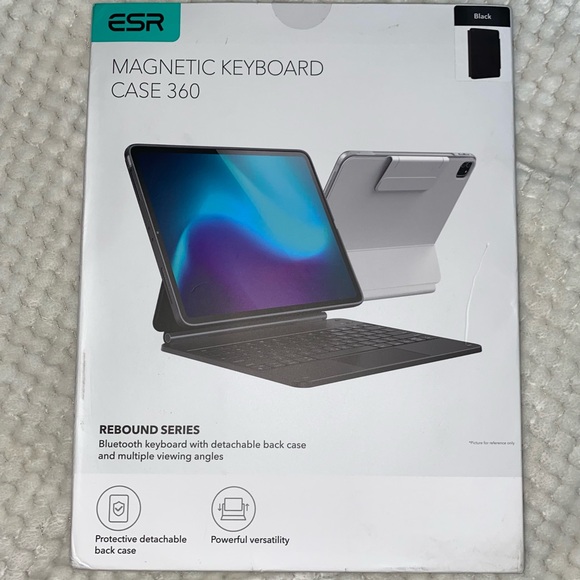 Magnetic Keyboard for IPads! Charger included